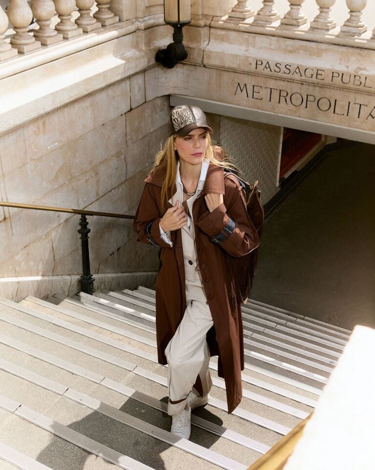 Spor ve şık özel tasarım trench