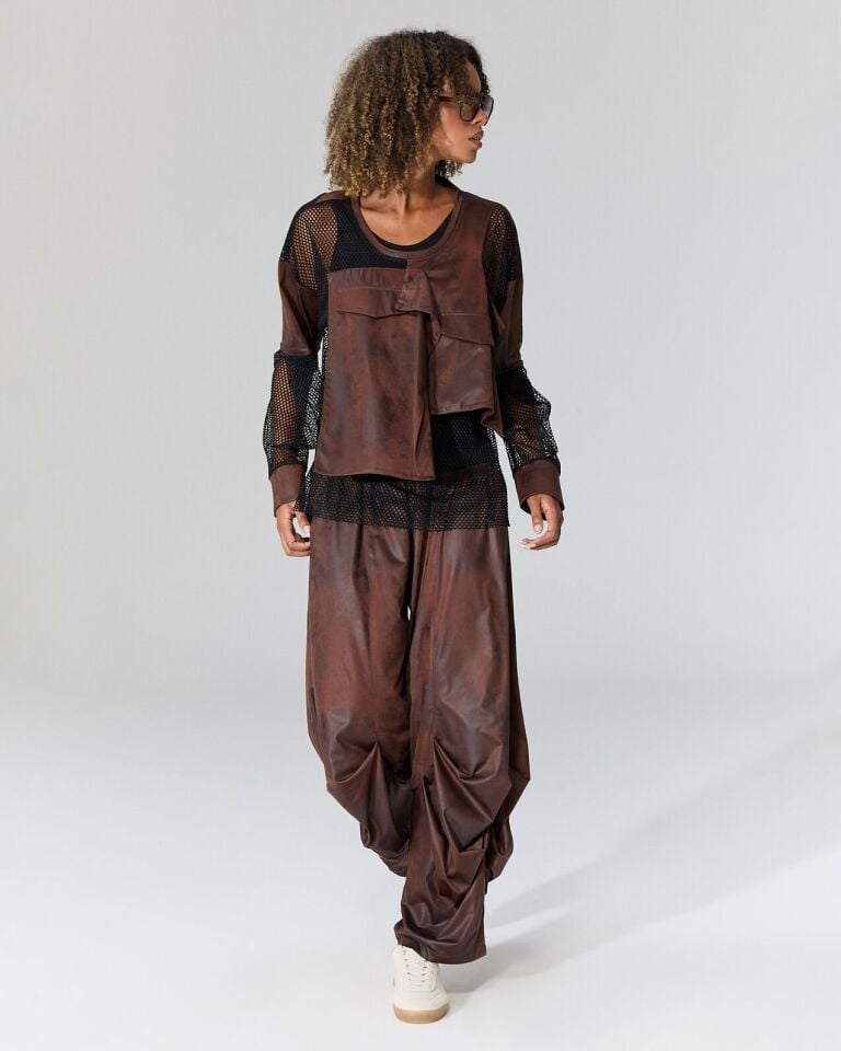 Önü deri detaylı fileli bluz